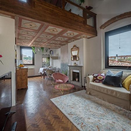 Via Lamberti, 3 - Florence Charming Apartments - Charming And Historic 5Th-Floor Attic Apartment With Elevator In A Building At The Heart Of Vibrant Florence, Just A 2-Minute Walk From All Attractions Eksteriør bilde