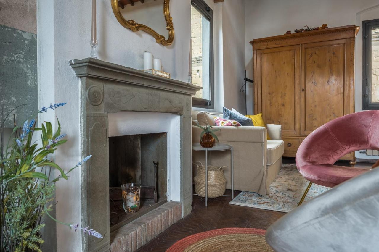 Via Lamberti, 3 - Florence Charming Apartments - Charming And Historic 5Th-Floor Attic Apartment With Elevator In A Building At The Heart Of Vibrant Florence, Just A 2-Minute Walk From All Attractions Eksteriør bilde