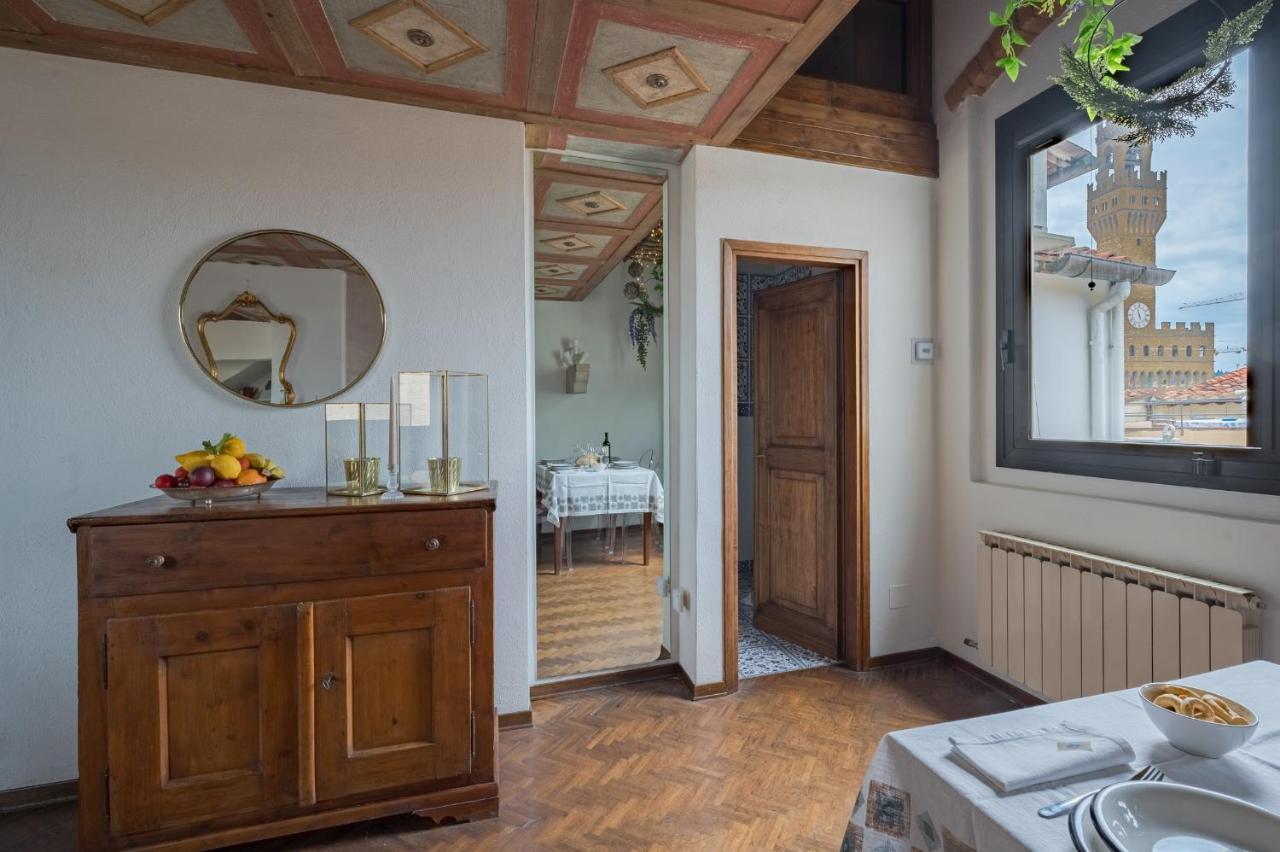 Via Lamberti, 3 - Florence Charming Apartments - Charming And Historic 5Th-Floor Attic Apartment With Elevator In A Building At The Heart Of Vibrant Florence, Just A 2-Minute Walk From All Attractions Eksteriør bilde